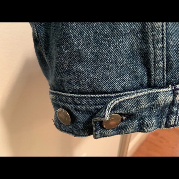 Jeans jacket - Picture 7 of 8